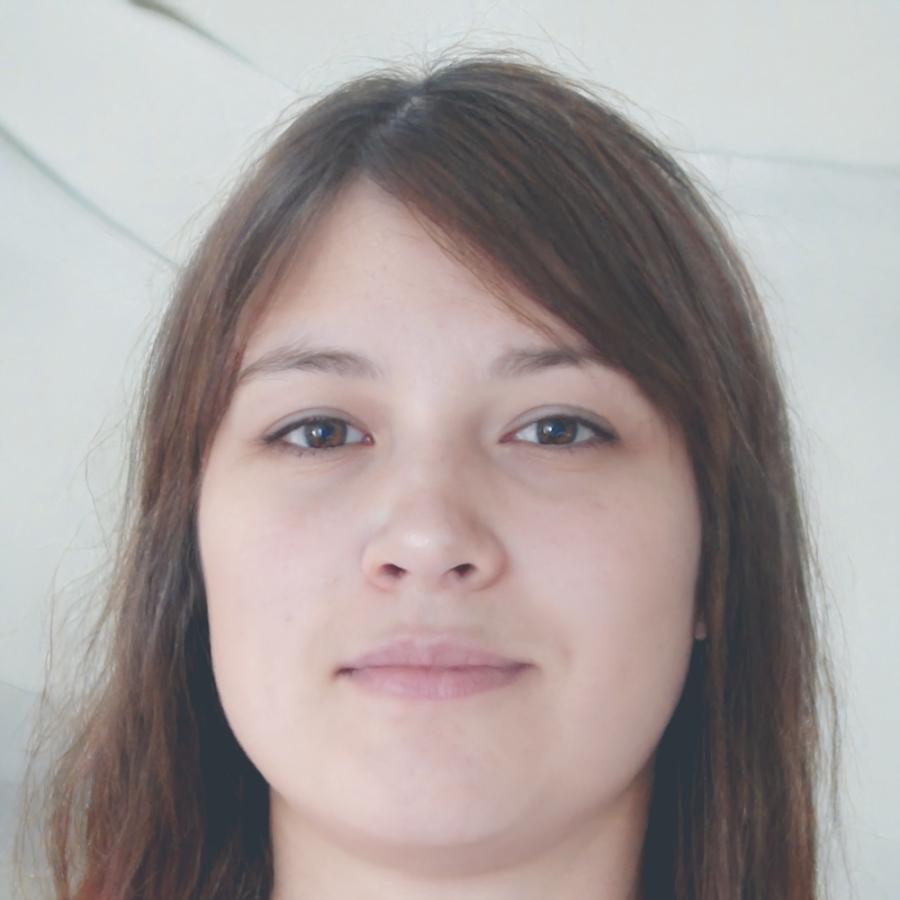 Portrait de Célestine Moreau, formatrice en gestion financière